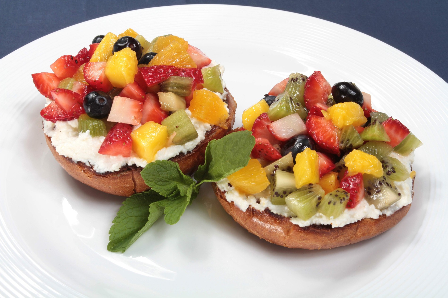 Creamy RicottaFruit Bagel with Honey Drizzle Dempster's