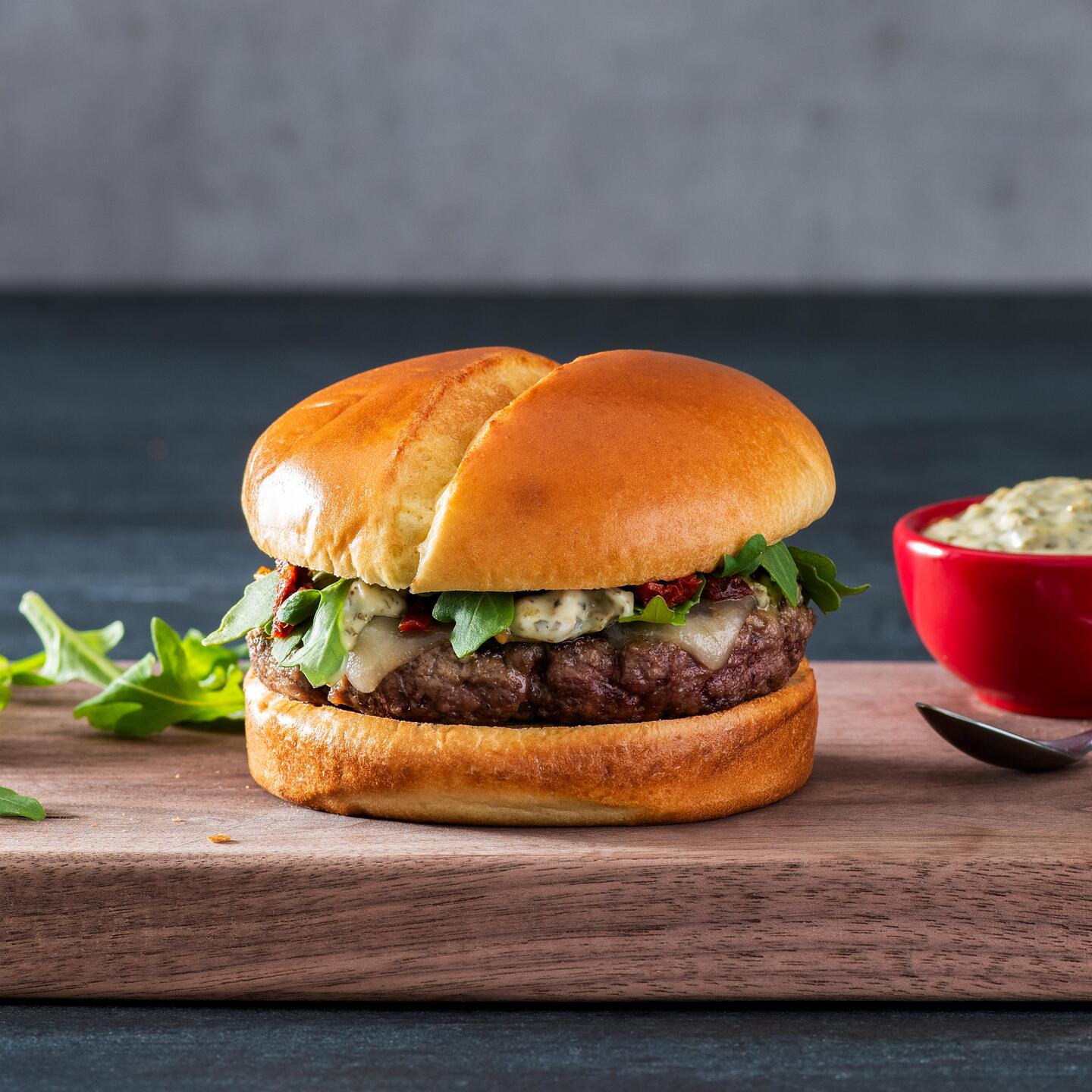 Zesty Italian Pesto Cheeseburgers