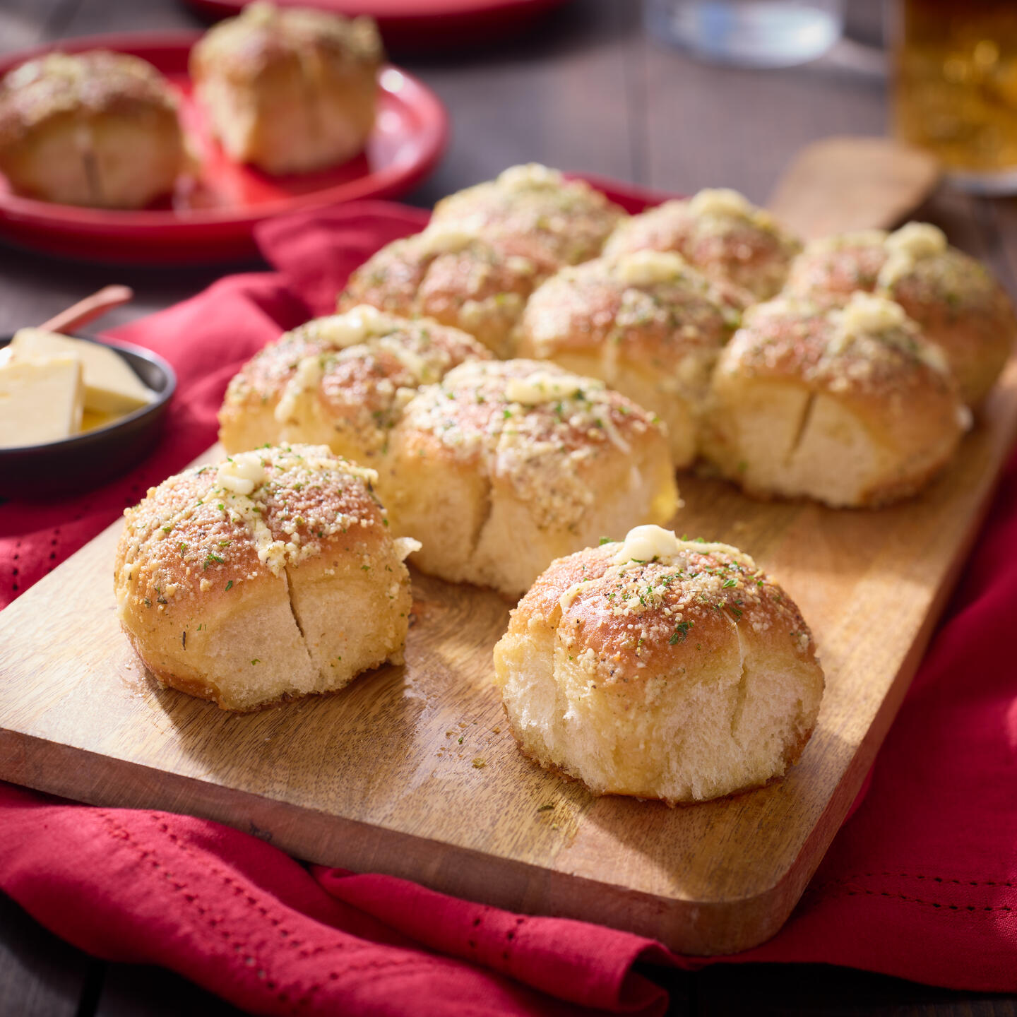 Korean Style Cream Cheese Pull-Apart Garlic Buns Recipe